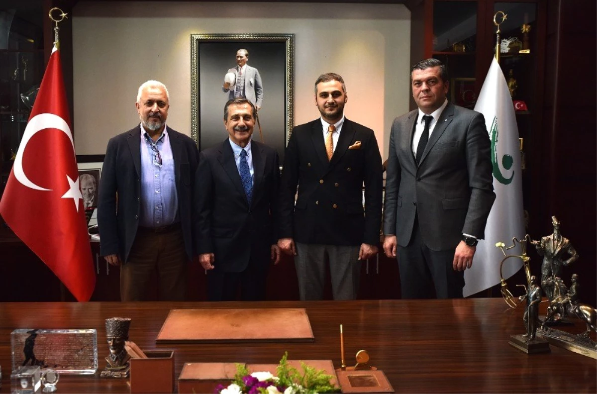 Eskişehirspor Yönetiminden Başkan Ataç\'a Ziyaret