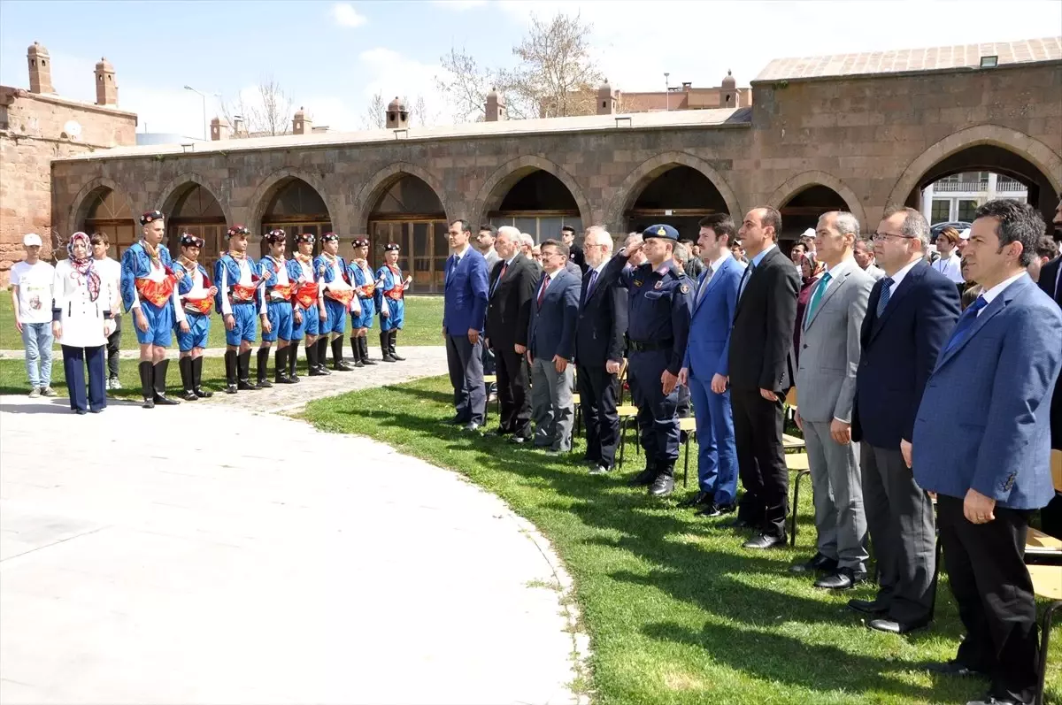 İncesu\'da "Tübitak Bilim Fuarı" Açıldı