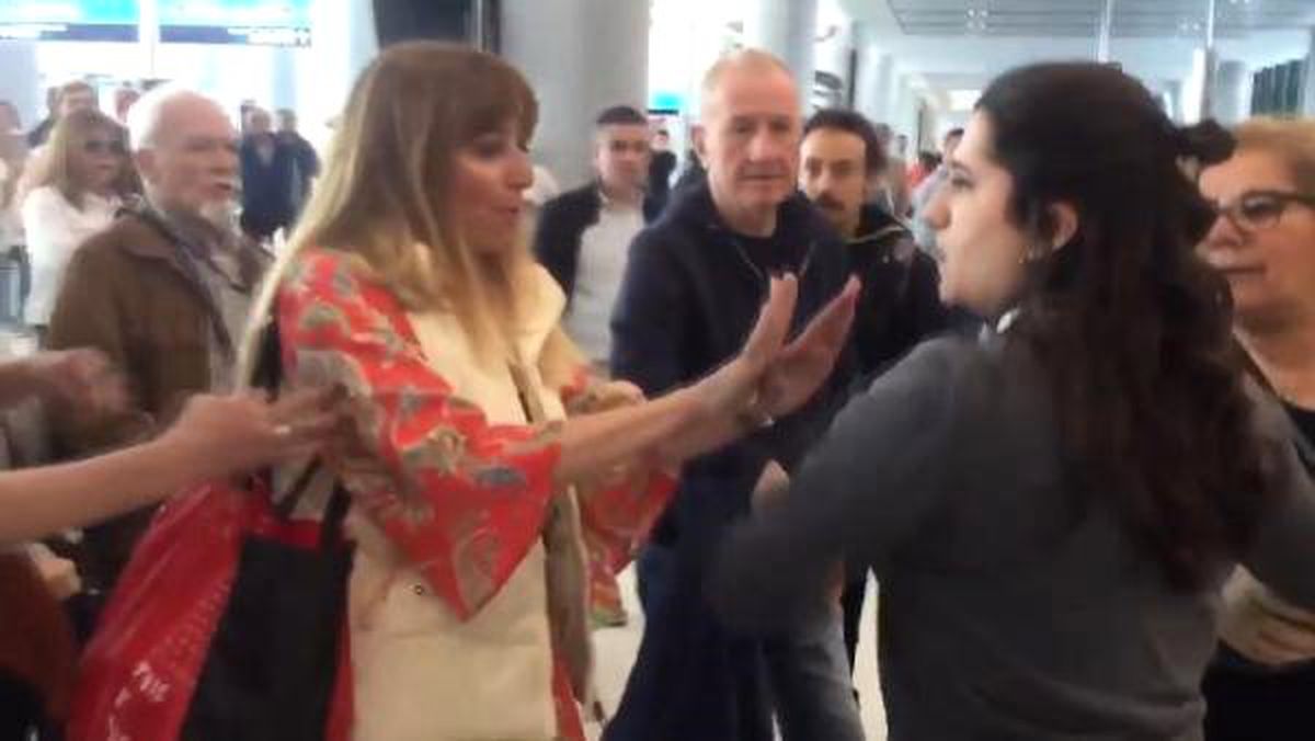 İstanbul Havalimanı\'nda Rötar Kavgası