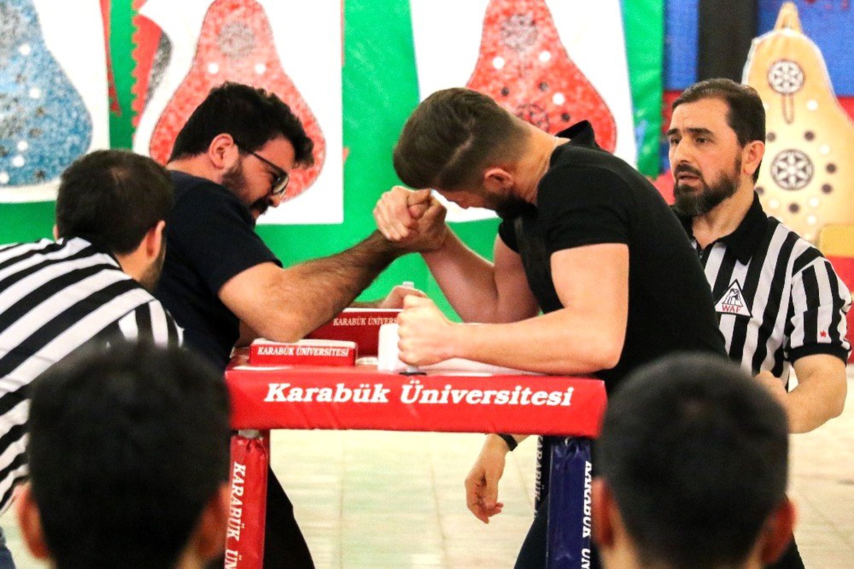 Kbü\'de 25 Sporcu Şampiyon Olmak İçin Yarıştı