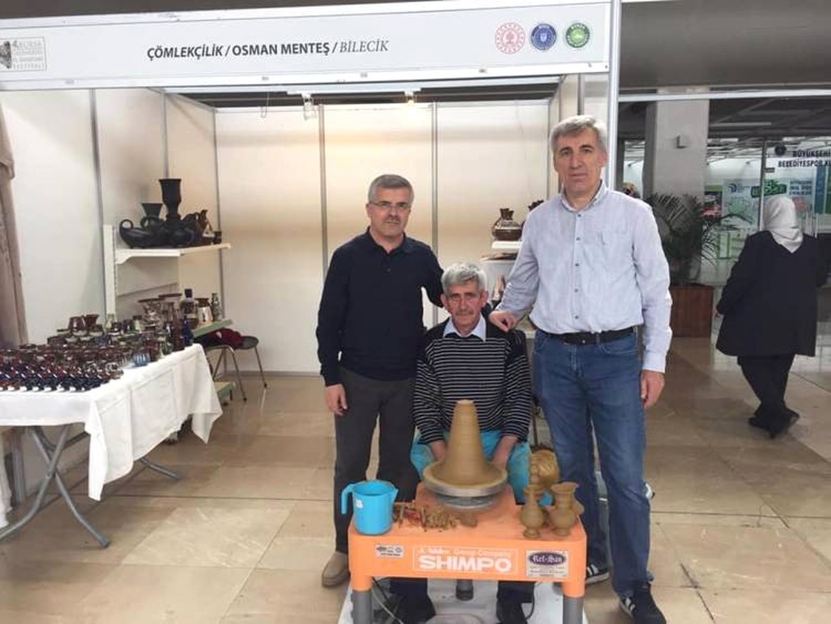 Kınık Çömlekleri "4. Bursa El Sanatları Festivali"Nde Sergilendi