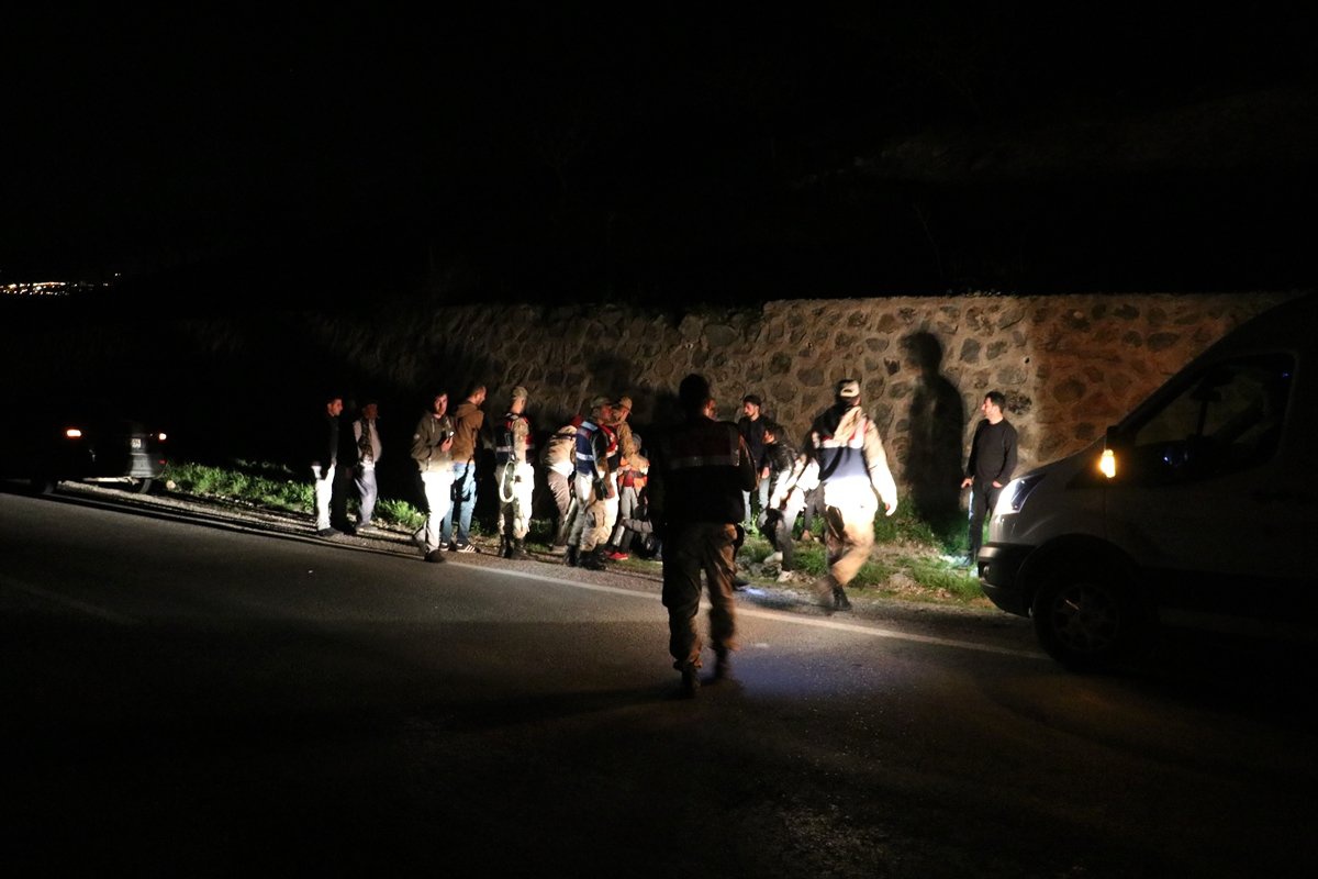 Siirt\'te 21 Düzensiz Göçmen Yakalandı