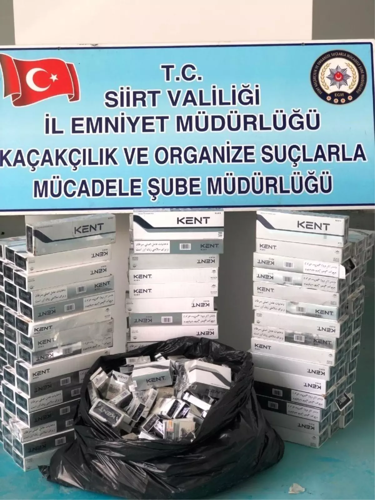 Siirt\'te Bin 570 Paket Kaçak Sigara Ele Geçirildi