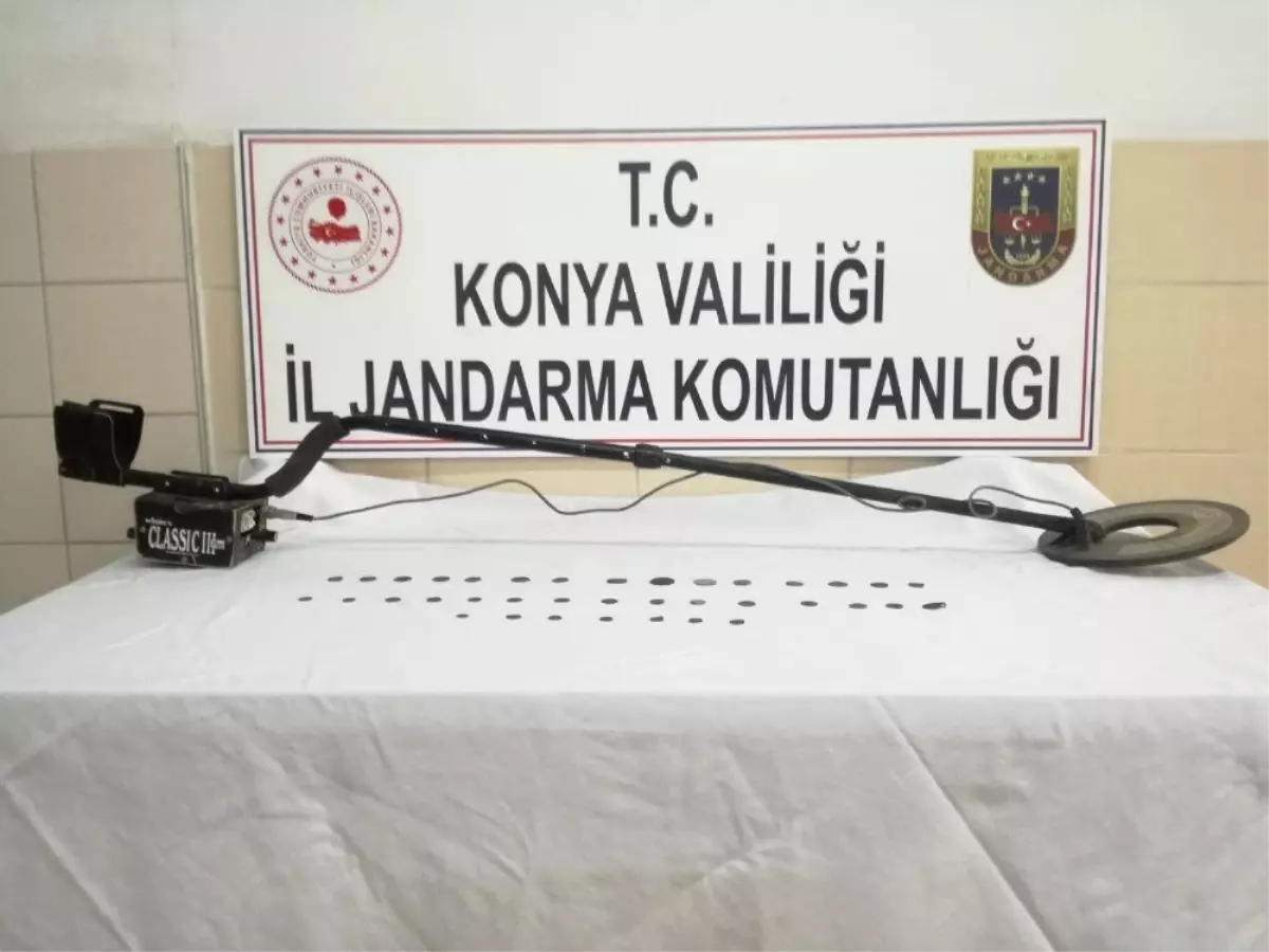 Tarihi Bronz ve Gümüş Sikkeleri Satmak İsterken Yakalandılar