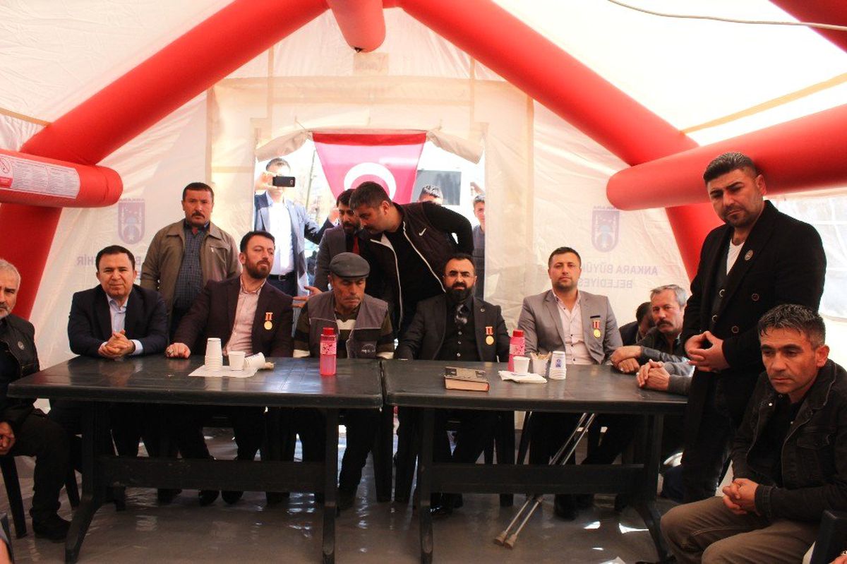 Tügşav\'dan Şehit Yener Kırıkcı\'nın Ailesine Ziyaret