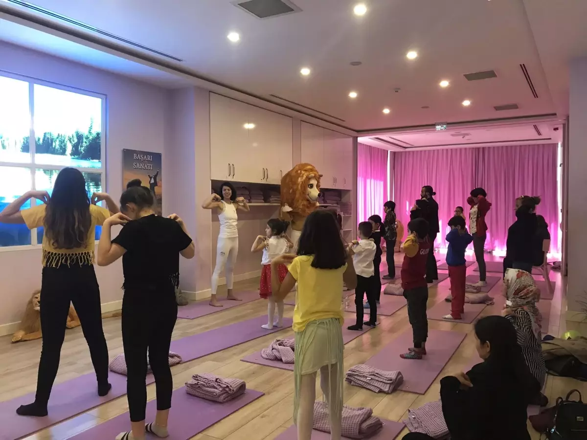 Yoga Academy\'de 23 Nisan Coşkusu