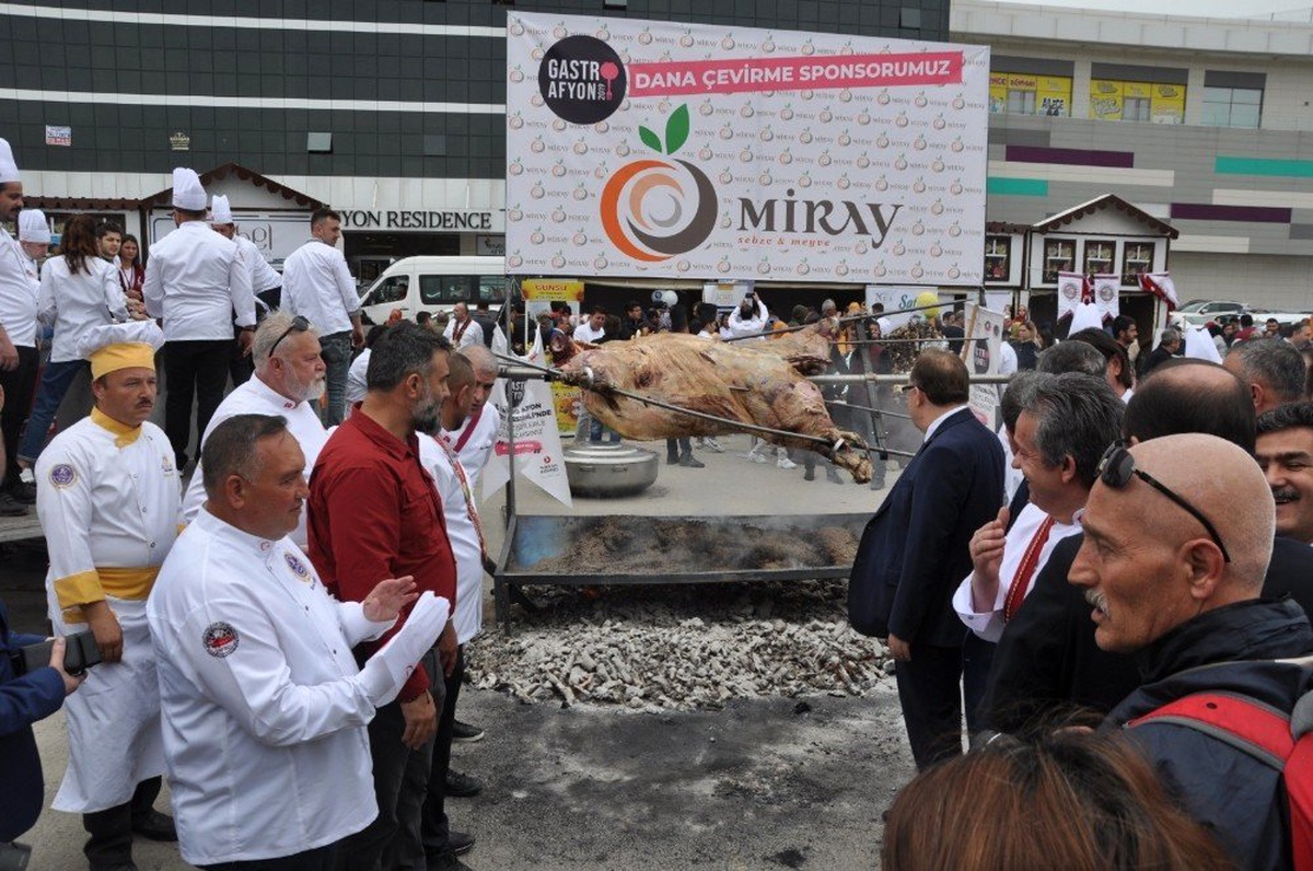 2. Gastro Afyon Lezzet Festivali Kapılarını Açtı