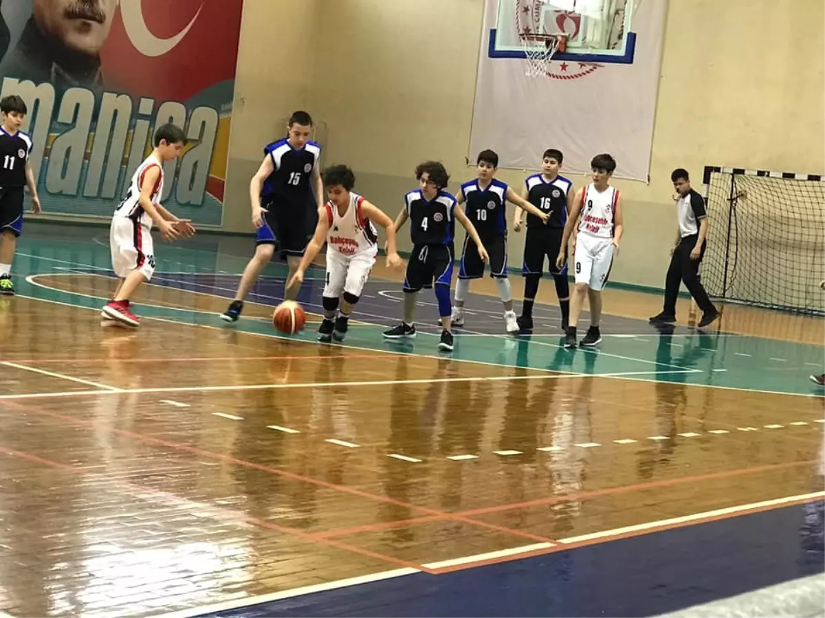 Basketbolda Şampiyon Turgutlu Gazi