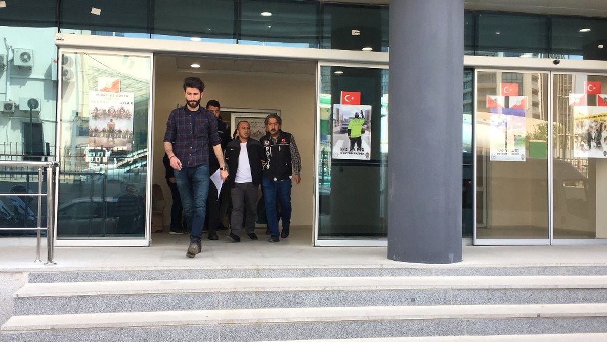 Bursa\'da Uyuşturucu Operasyonu: 3 Gözaltı