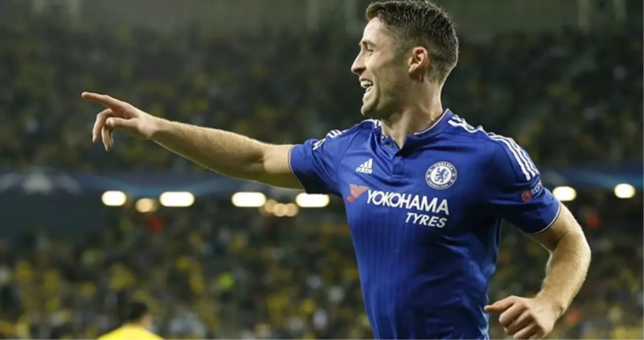 Damien Comolli, Gary Cahill\'in Menajeriyle Görüştü!