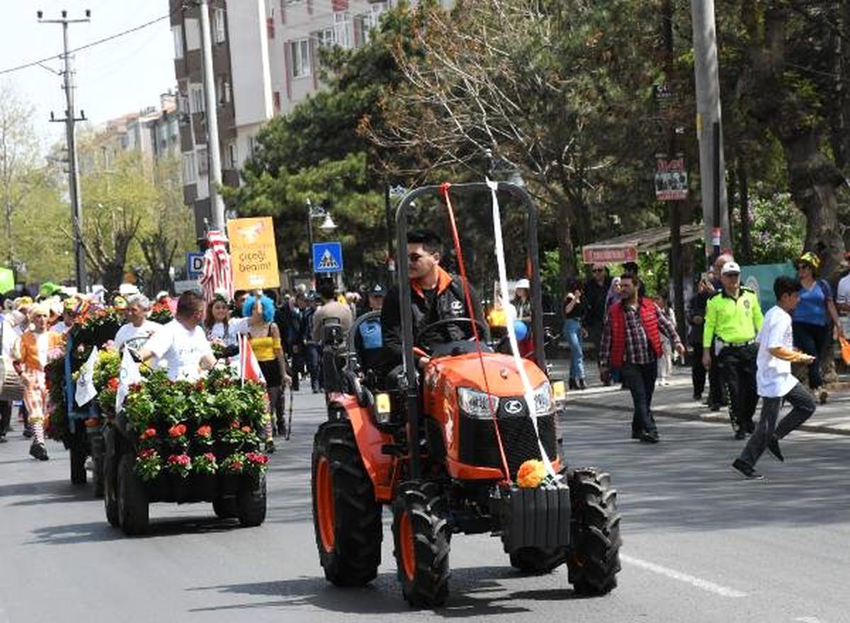 Çorlu Botanik Fest\' Renkli Görüntülerle Başladı