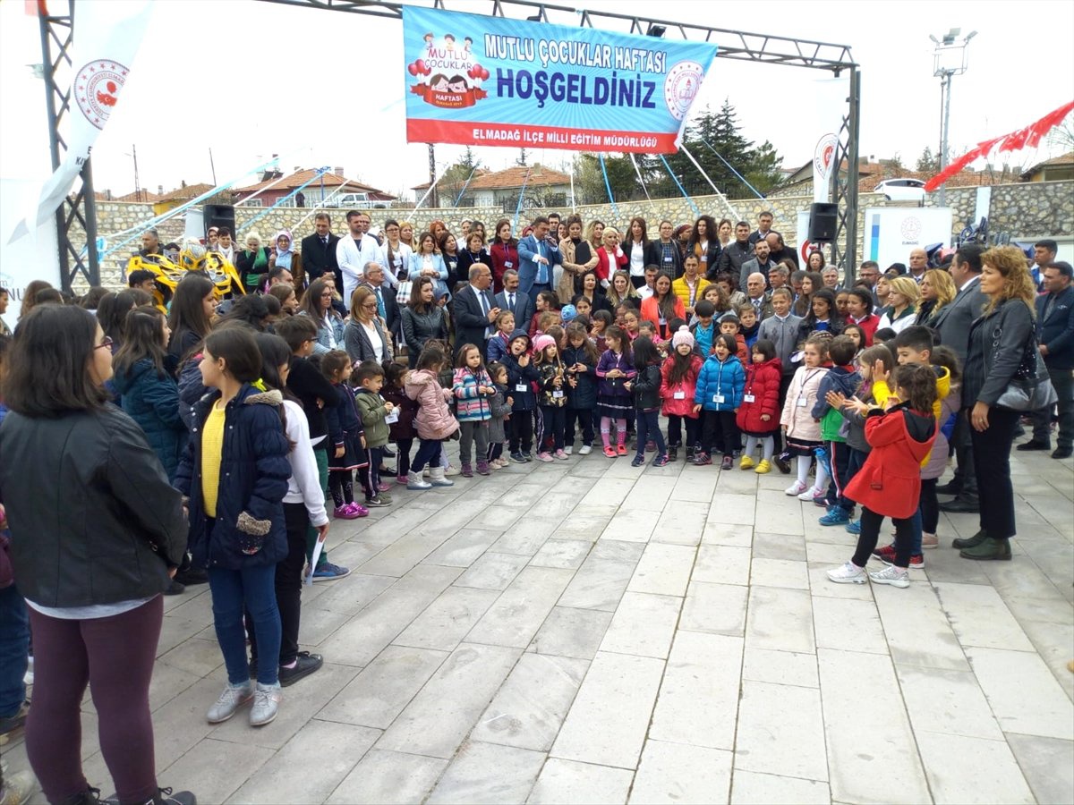 Elmadağ\'da 23 Nisan "Mutlu Çocuk Haftası" Etkinlikleri