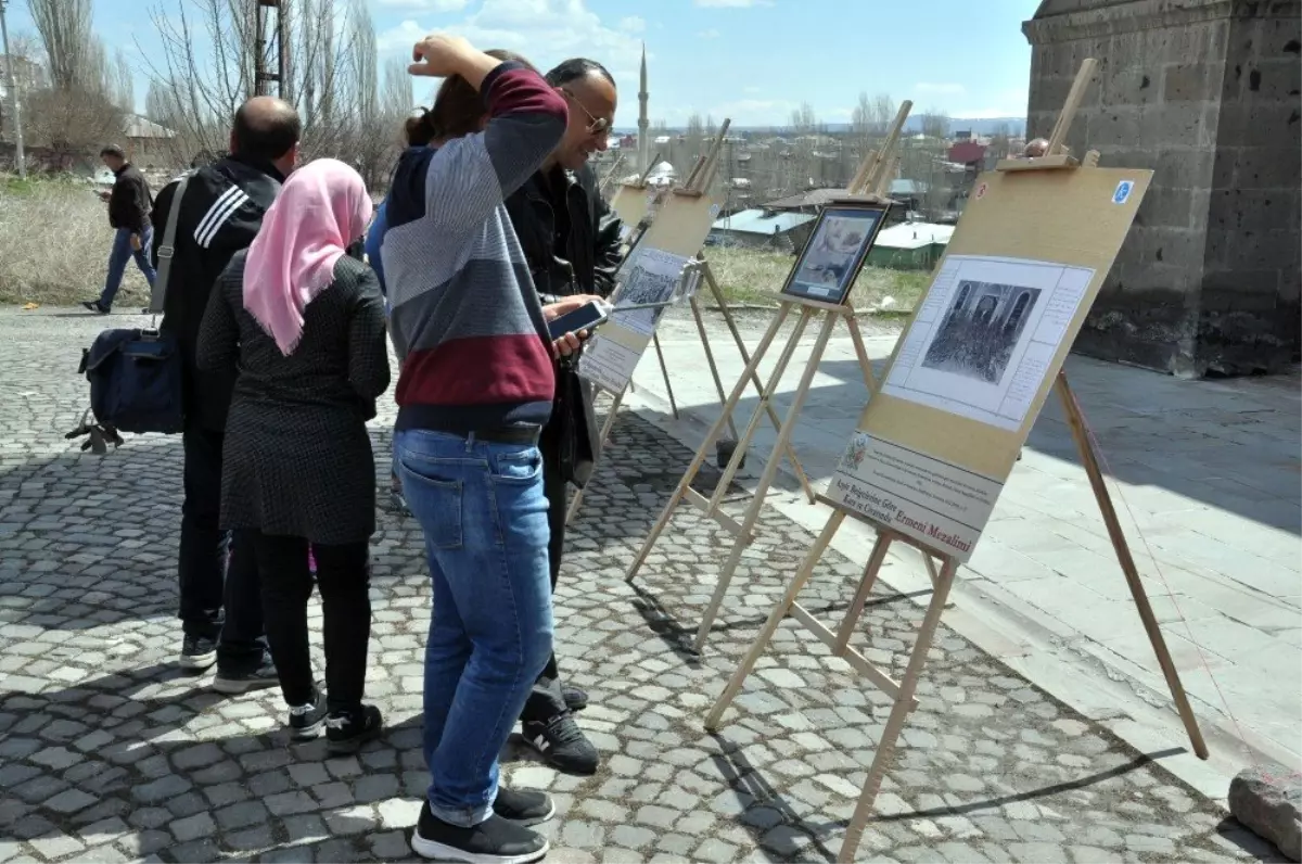 Ermeni Katliamlarının Belgeleri Kars Ulu Cami\'de Sergileniyor