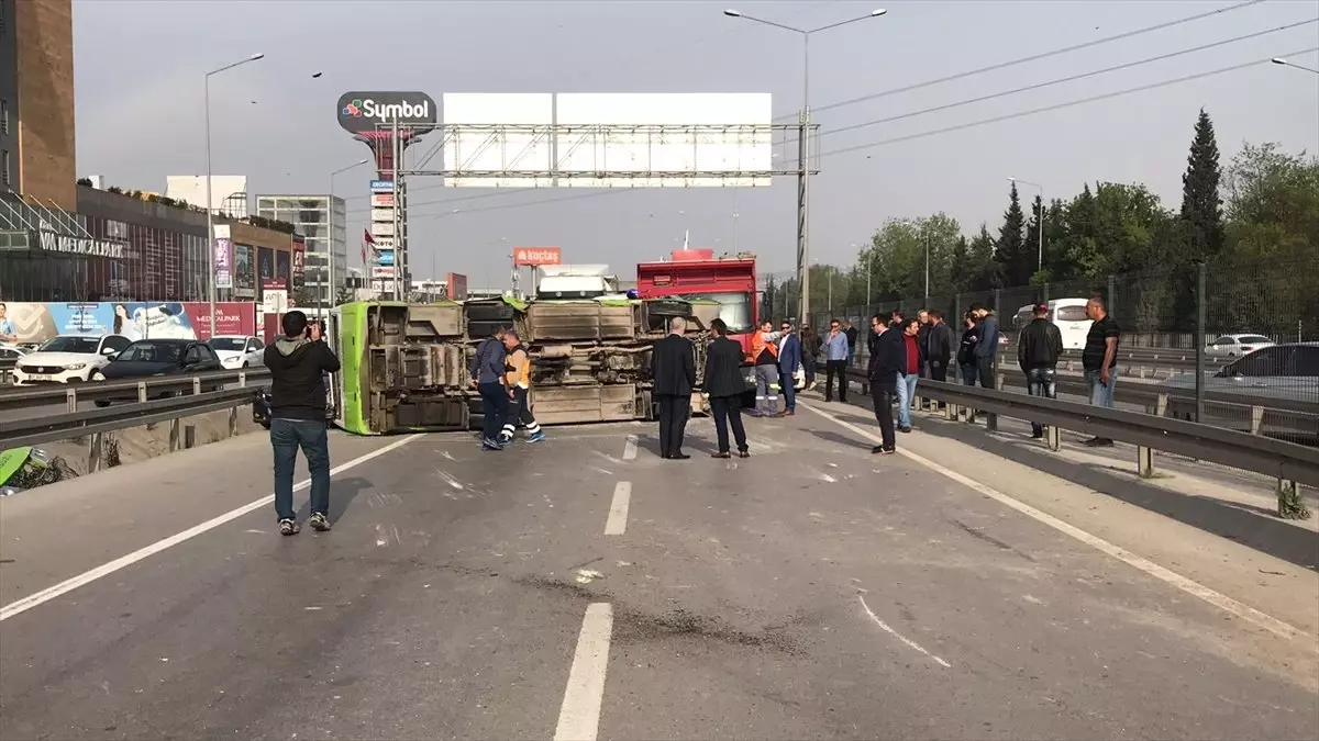 Güncelleme - Kocaeli\'de Zincirleme Trafik Kazası