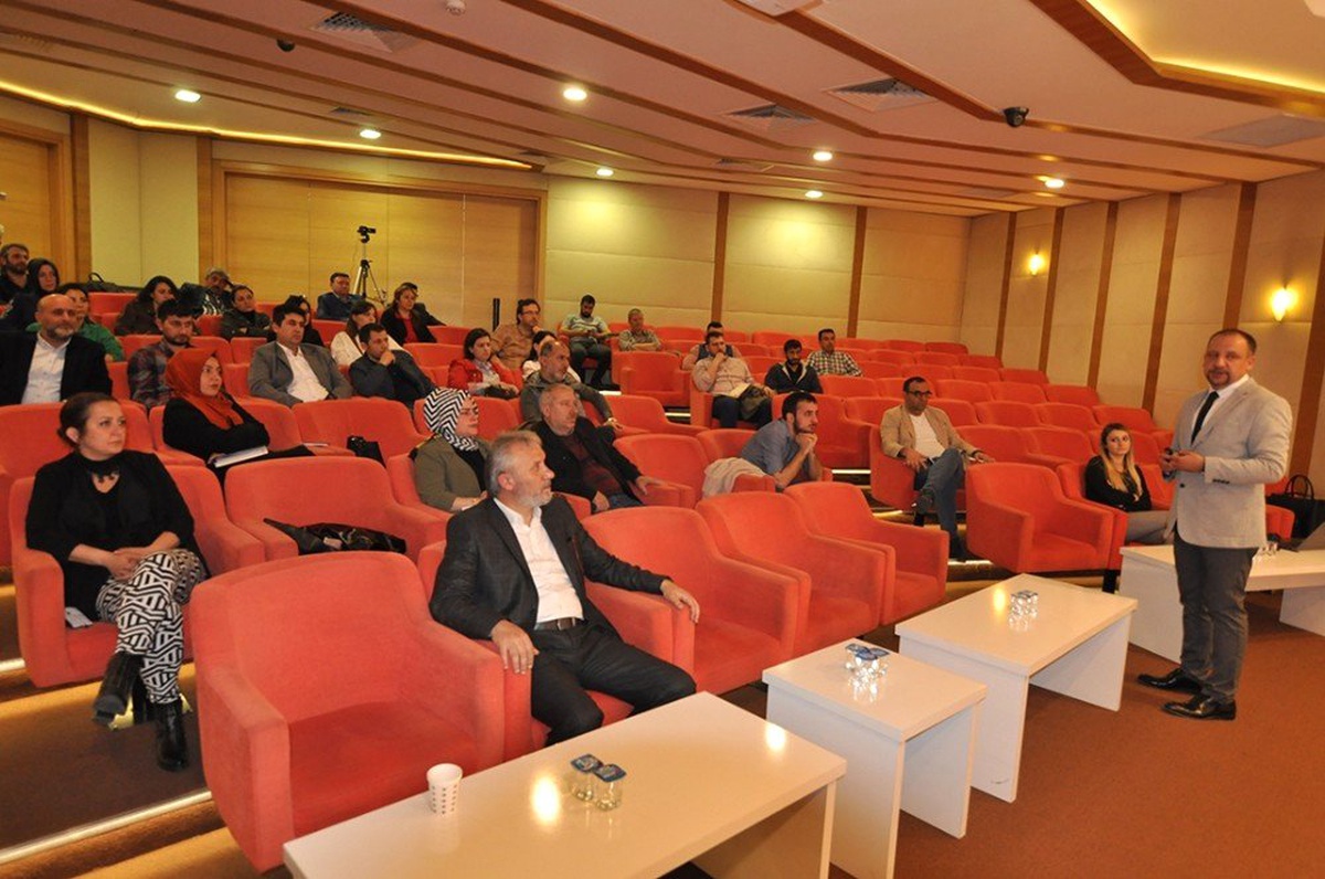 İşçi-işveren Sözleşmeleri Masaya Yatırıldı
