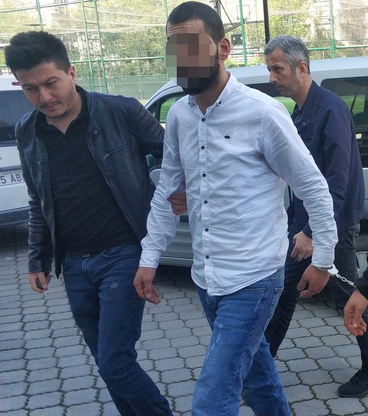 Kamyondan Akü Hırsızlığına Gözaltı