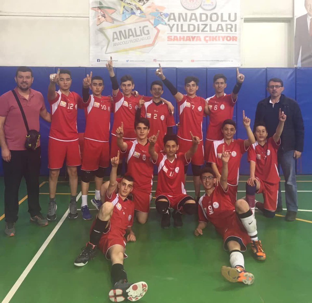 Kayseri Voleybol Analig Takımı İlk 4 Takım Arasına Kaldı
