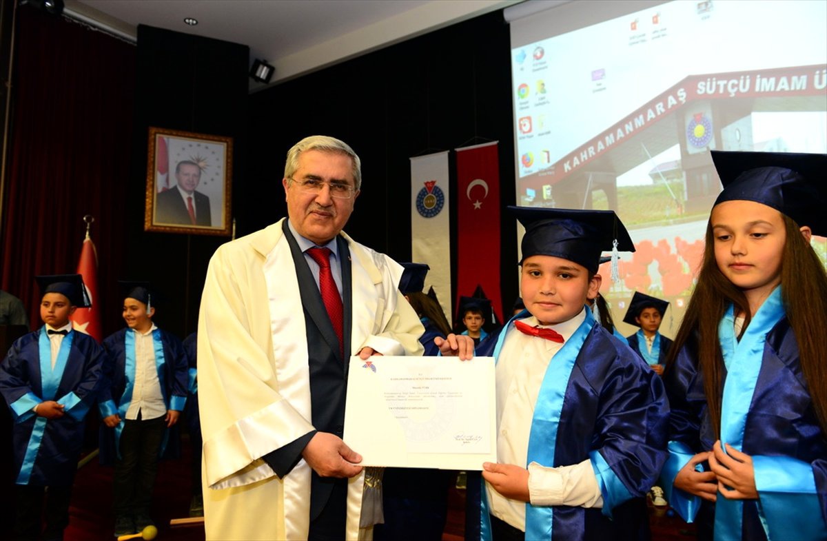 Ksü "Çocuk Üniversitesi" İlk Mezunlarını Verdi