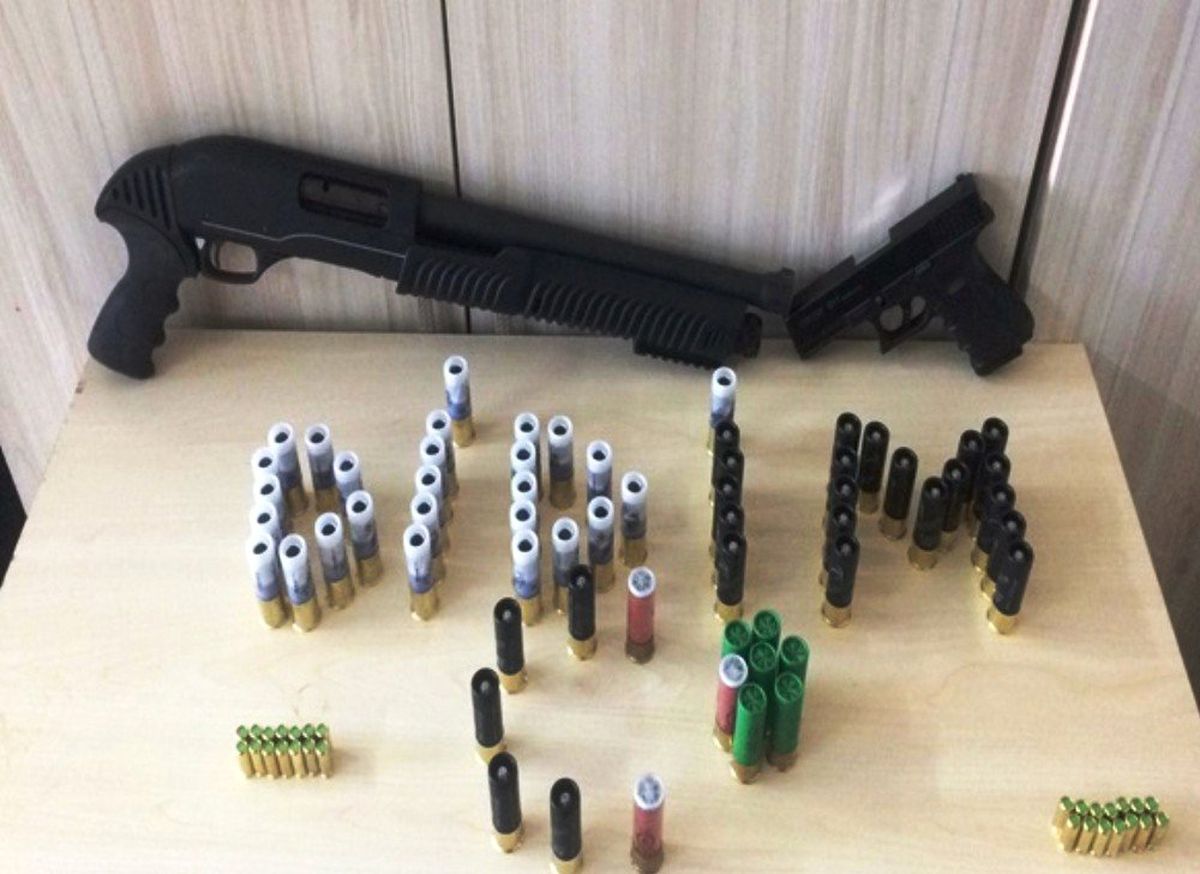 Ruhsatsız Silahlarla Atış Talimi Yaparken Yakalandı