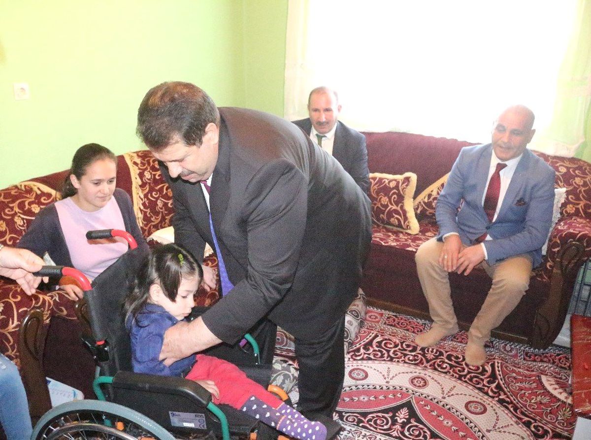 Rüya\'nın Tekerlekli Sandalye Hayali Gerçekleşti