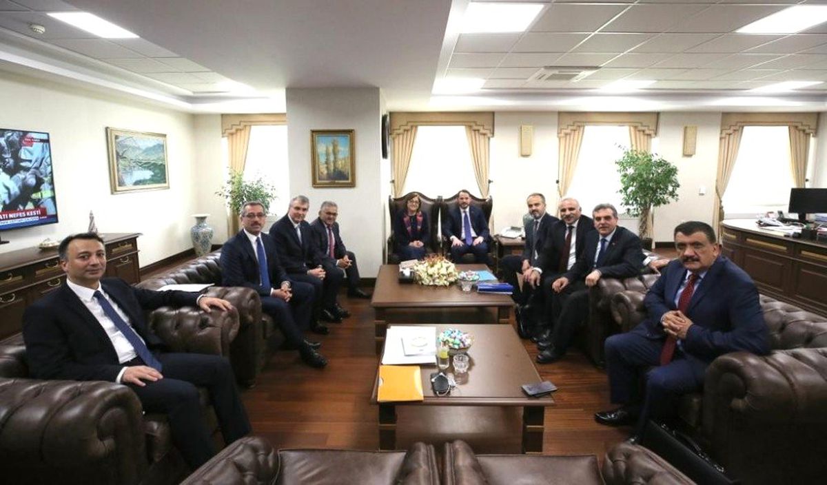 Şahin, Ankara\'da Yoğun Görüşmelere Katıldı