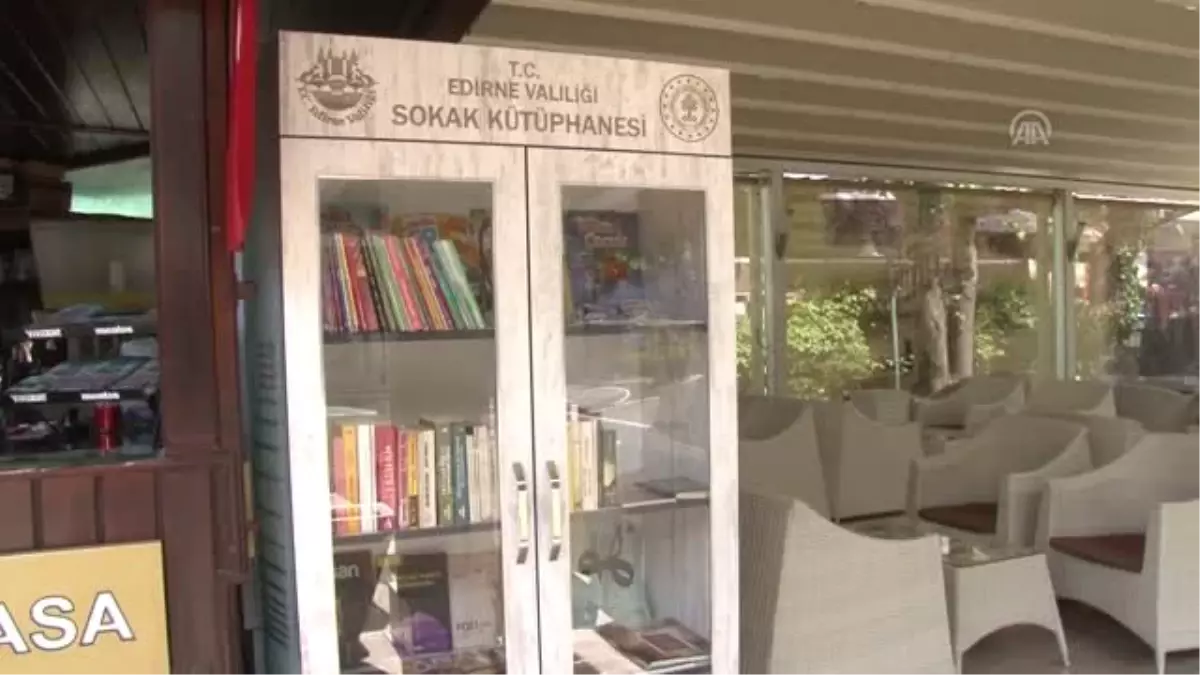 Sokak Kütüphaneleri" Kuruluyor