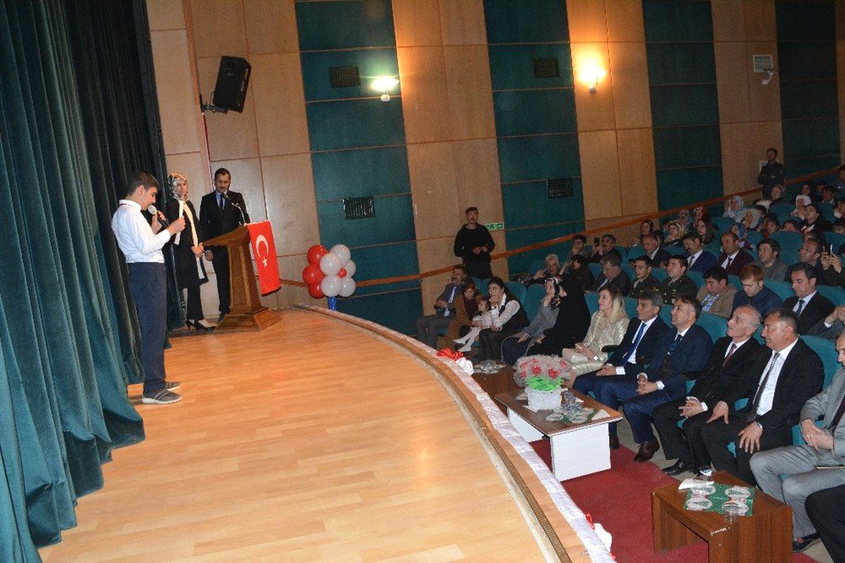 Tatvan\'daki Özel Çocuklardan Özel 23 Nisan Etkinliği