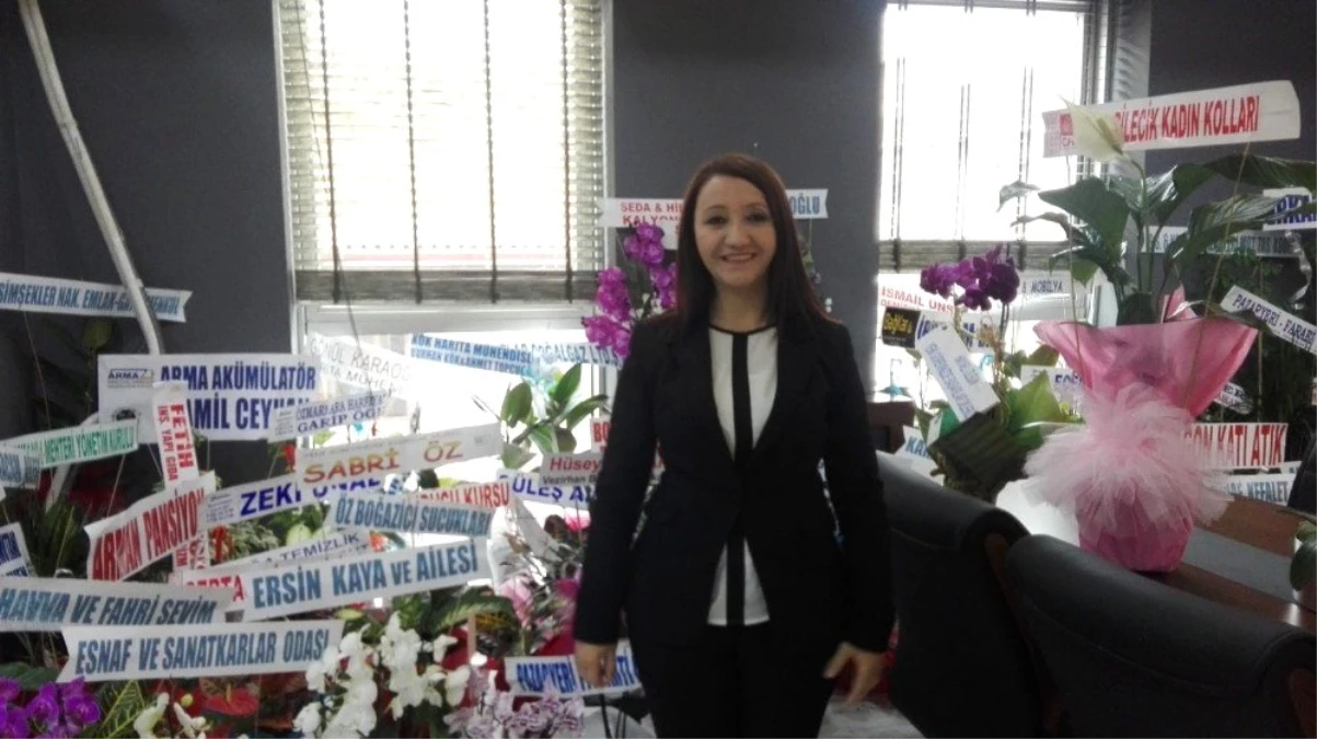 Türkiye\'nin Tek Bağımsız Kadın Belediye Başkanından Örnek Davranış