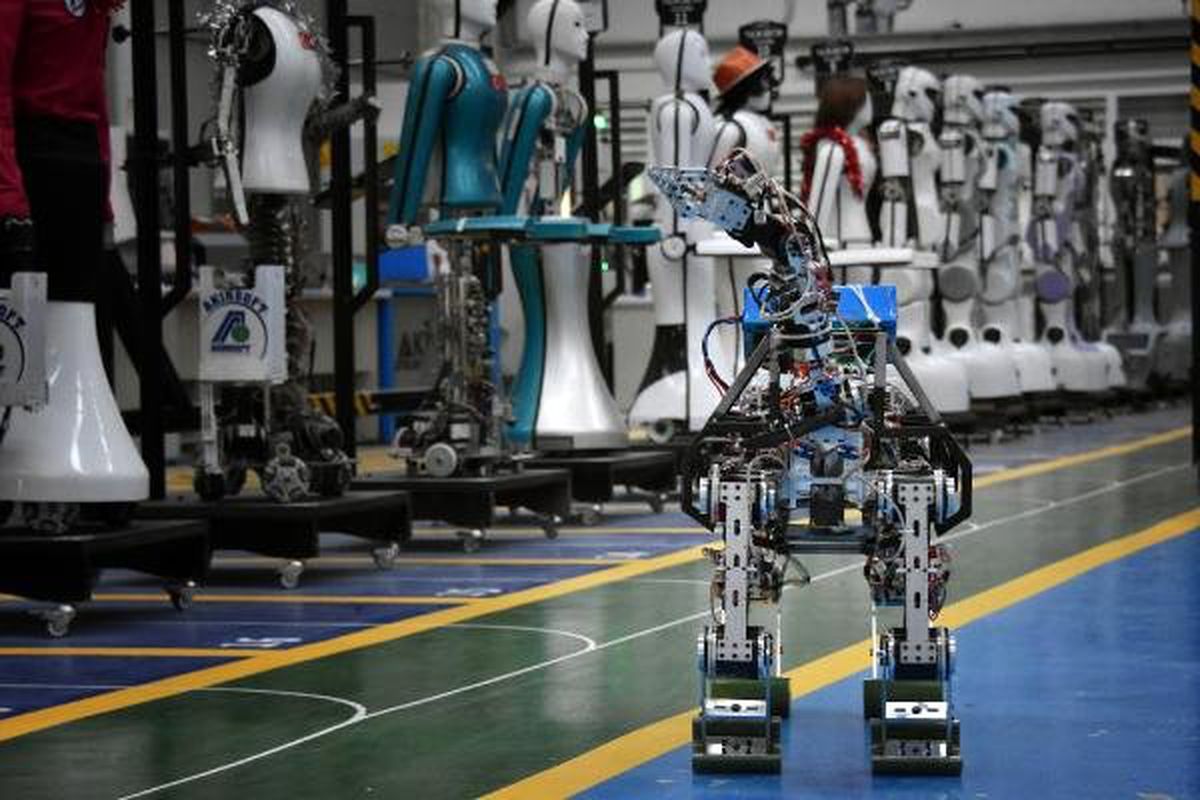 4 Ayaklı Robot Ürettiler