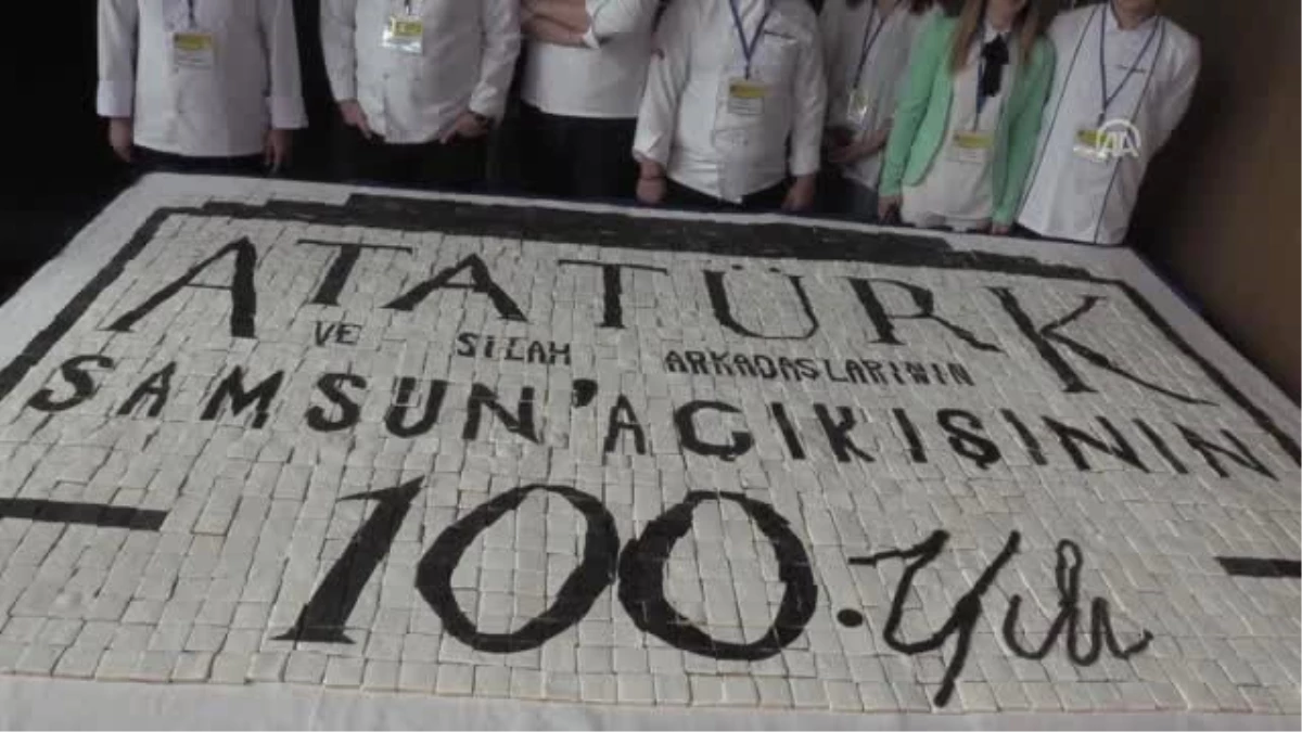 500 Kilogram Çikolatadan Atatürk Anıtı