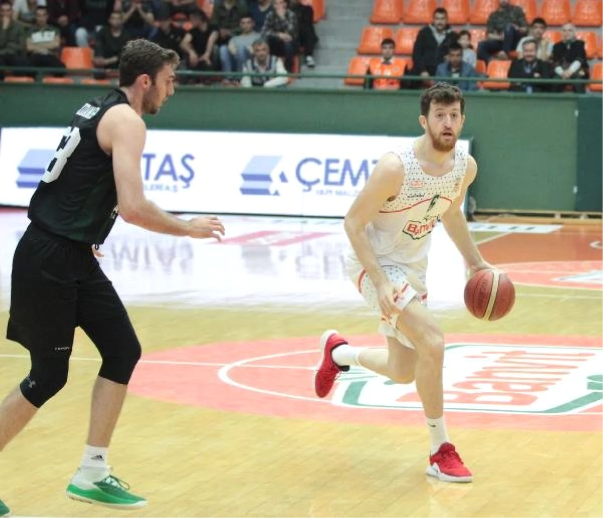 Banvit - Adatıp Hastanesi Sakarya Bşb: 94-52