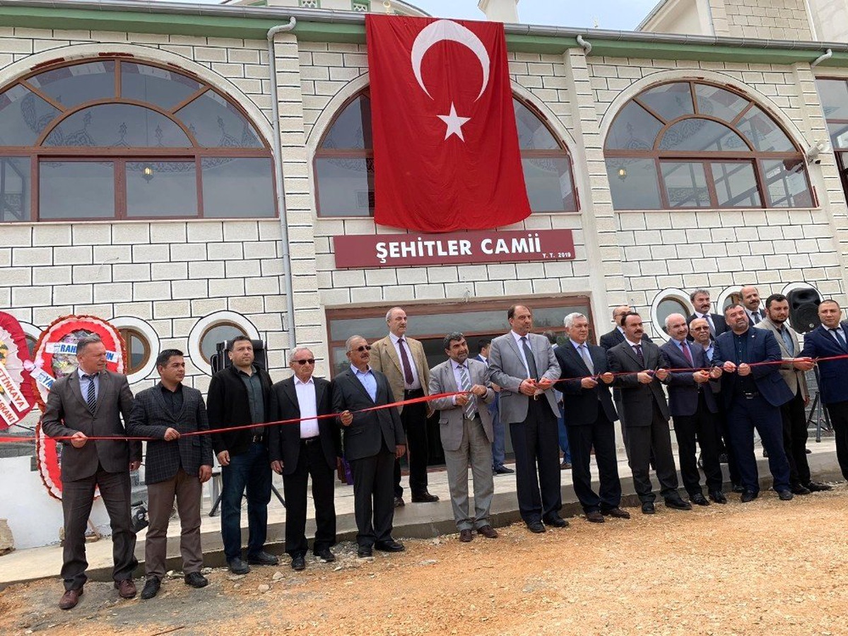 Bozyazı\'da Cami Törenle Açıldı