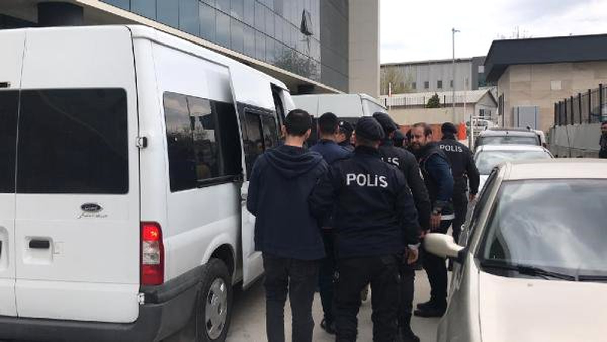 Bursa\'da Uyuşturucu Çetesine Şafak Operasyonu: 28 Gözaltı