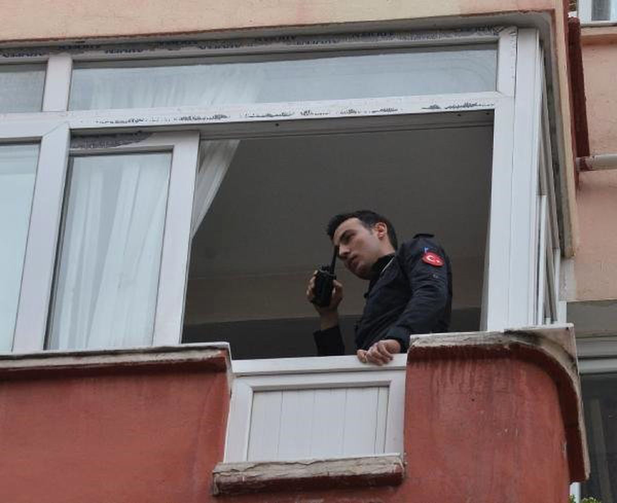 Dağıtım İznindeki Müzisyen, Evinde Ölü Bulundu