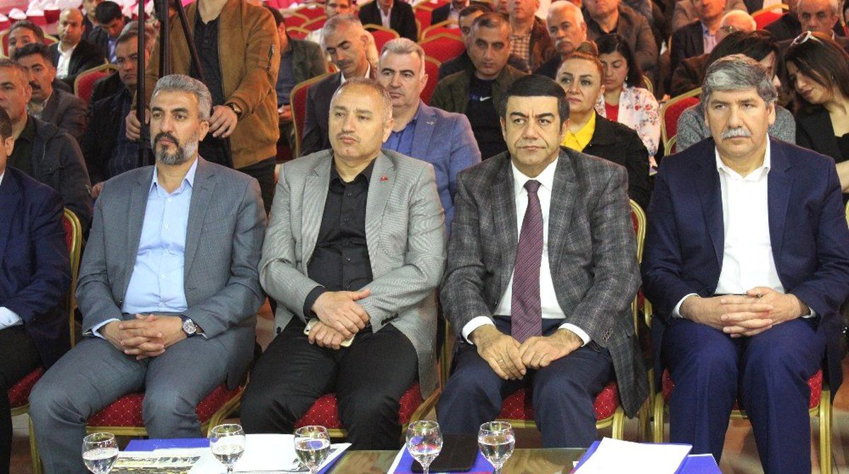 Elazığ\'da \'Yönetici Okulu\' Programı Eğitimi