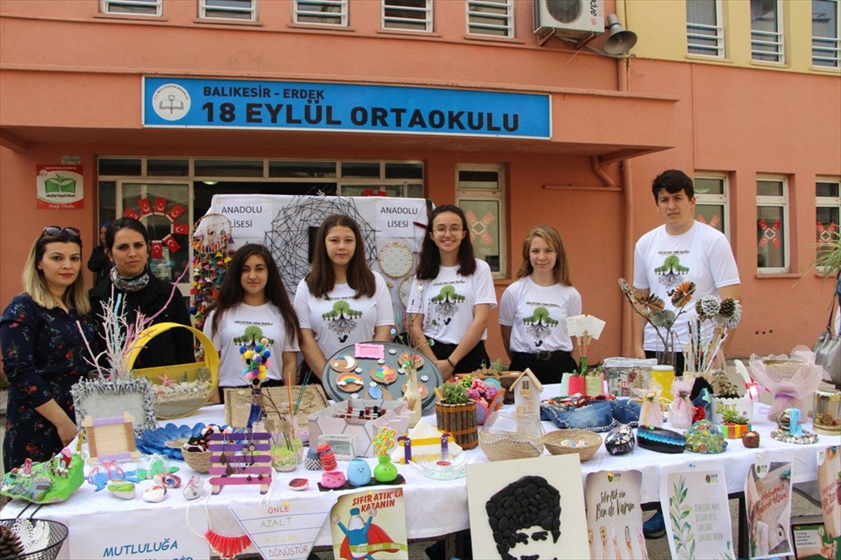 Erdek\'te "Sıfır Atık ve Geri Dönüşüm Sergisi"