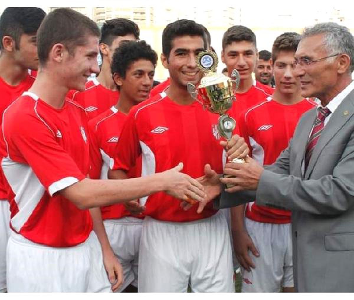 Eskişehirsporlu Mehmet Özcan\'dan Vefa Örneği