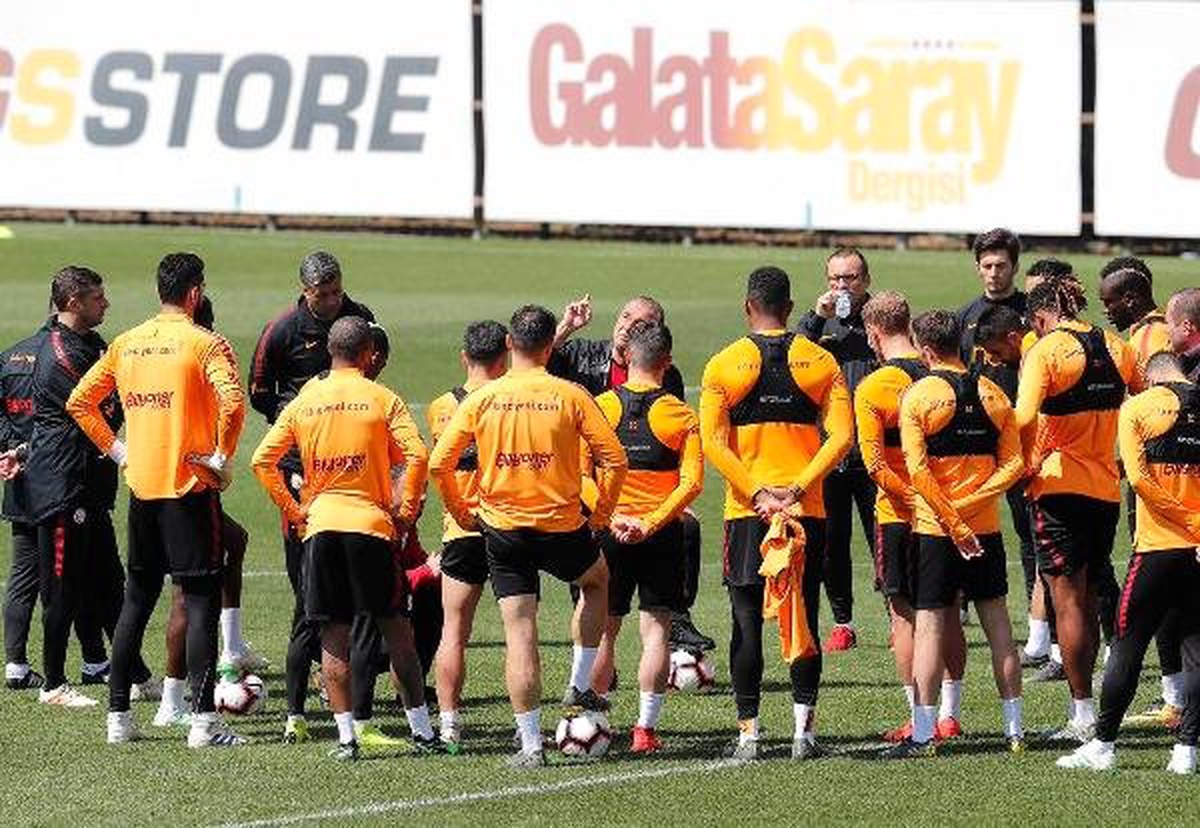 Galatasaray\'da Konyaspor Hazırlıkları Sürüyor