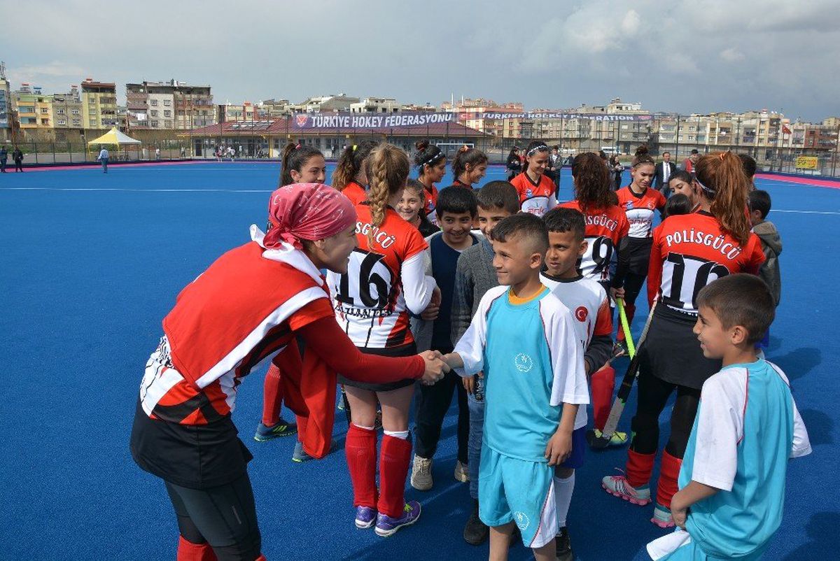 Gaziantep\'e Hokey Süper Lig Şoku