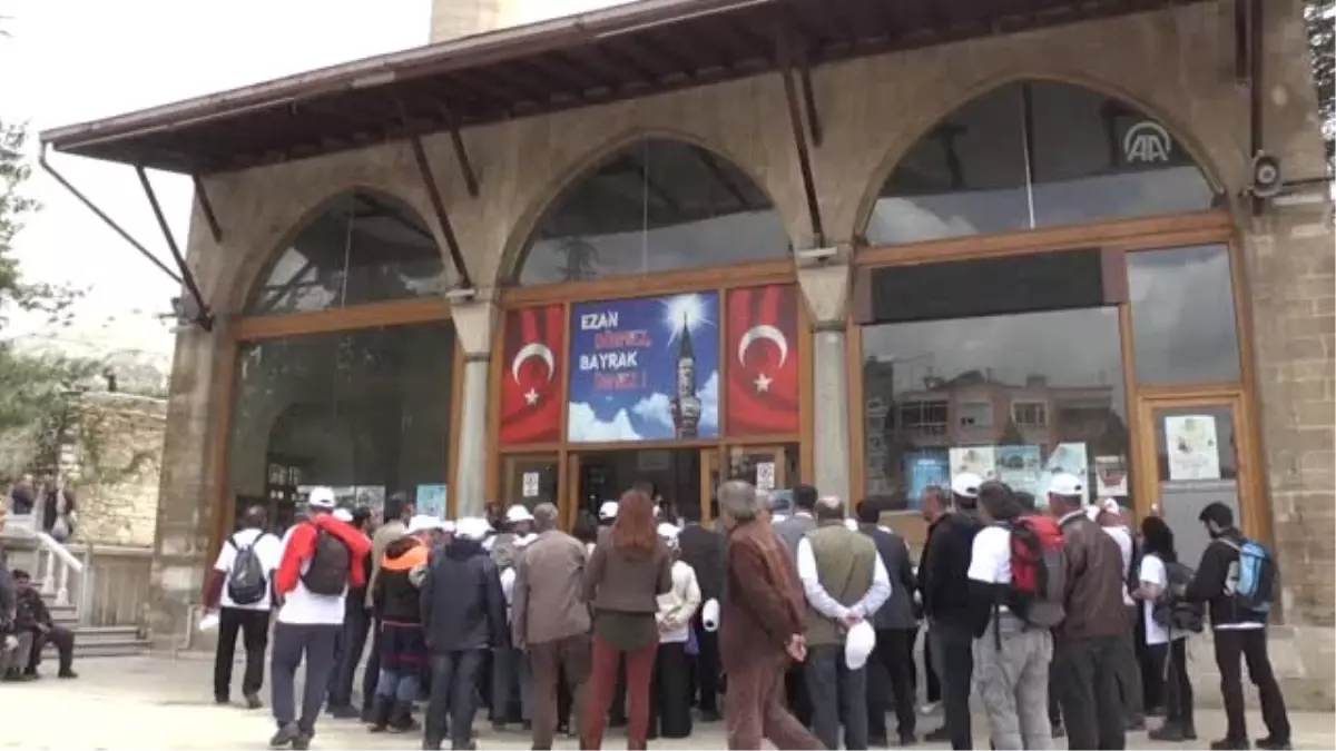 Hz. Mevlana İçin Karaman\'dan Konya\'ya Yürüyecekler