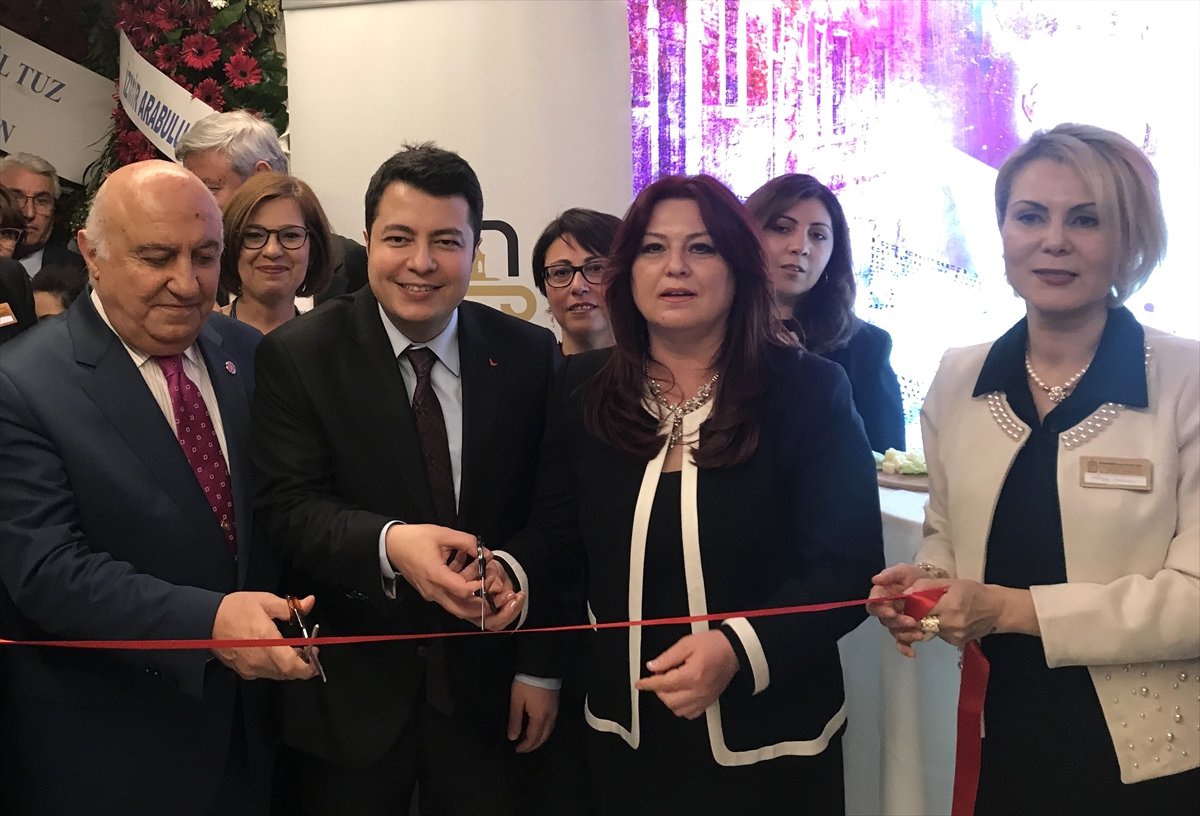 İzmir Arabuluculuk Uyuşmazlık Çözüm ve Tahkim Merkezi Açıldı