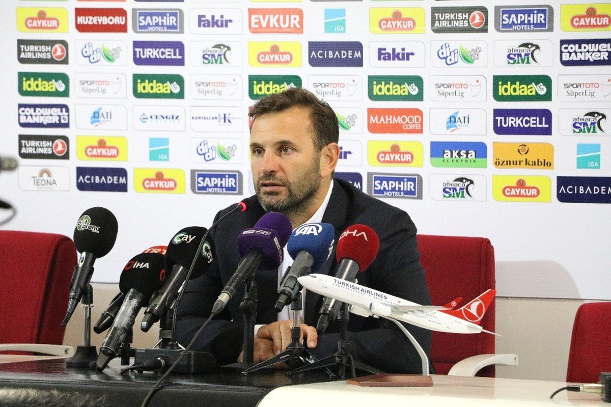 Okan Buruk: "Gol Atmayı Hak Ettiğimiz Bir Karşılaşmaydı"