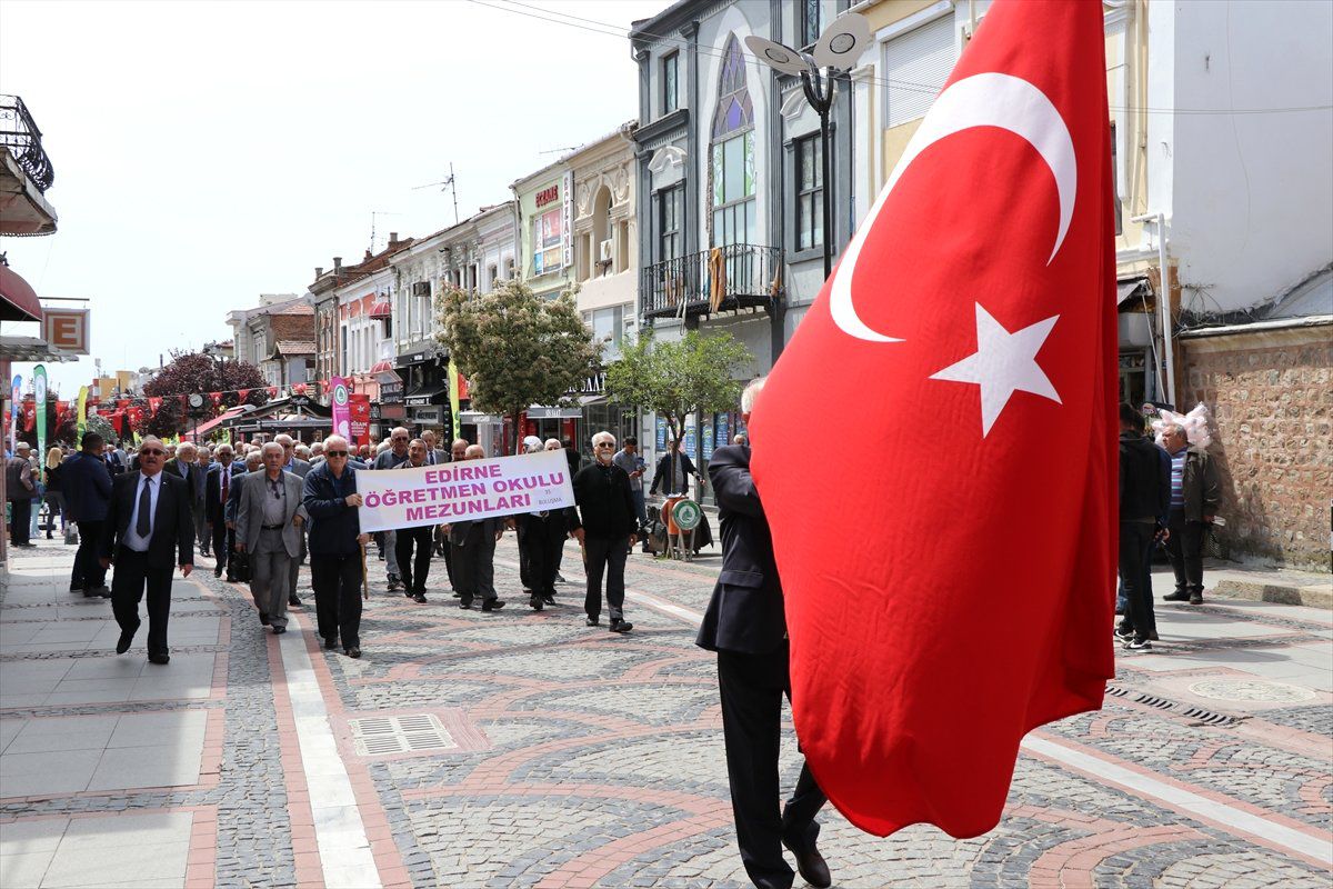 Okudukları Şehirde 35 Yıl Sonra Tekrar Buluştular