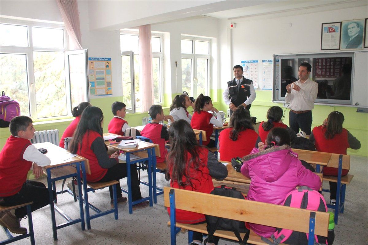 Okullarda İlk Yardım ve Afet Bilinci Eğitimi