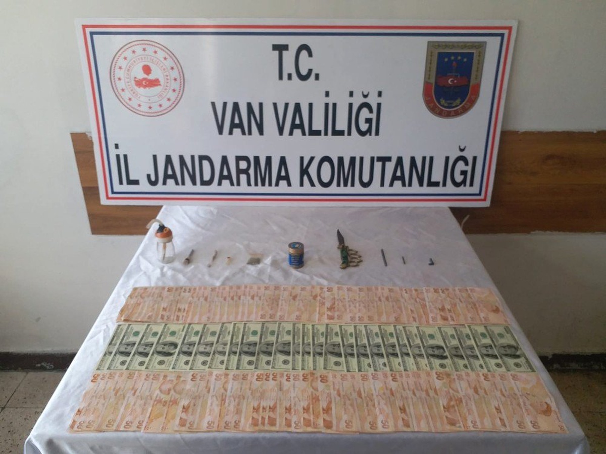 Özalp\'ta Kırmızı Civa ile Uyuşturucu Madde Ele Geçirildi