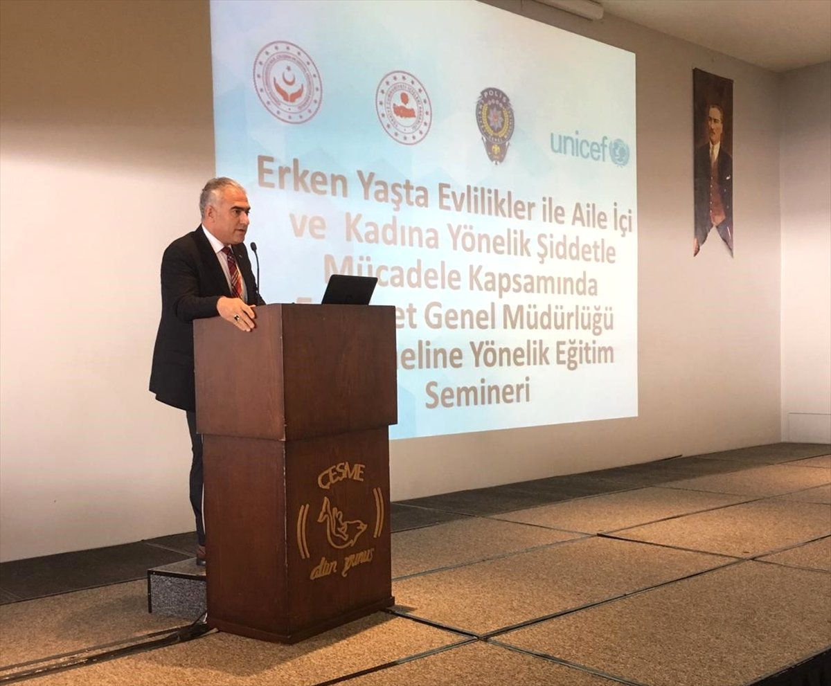 Polisler Erken Yaşta Evlilik ile Kadına Şiddetle Mücadele Eğitiminde