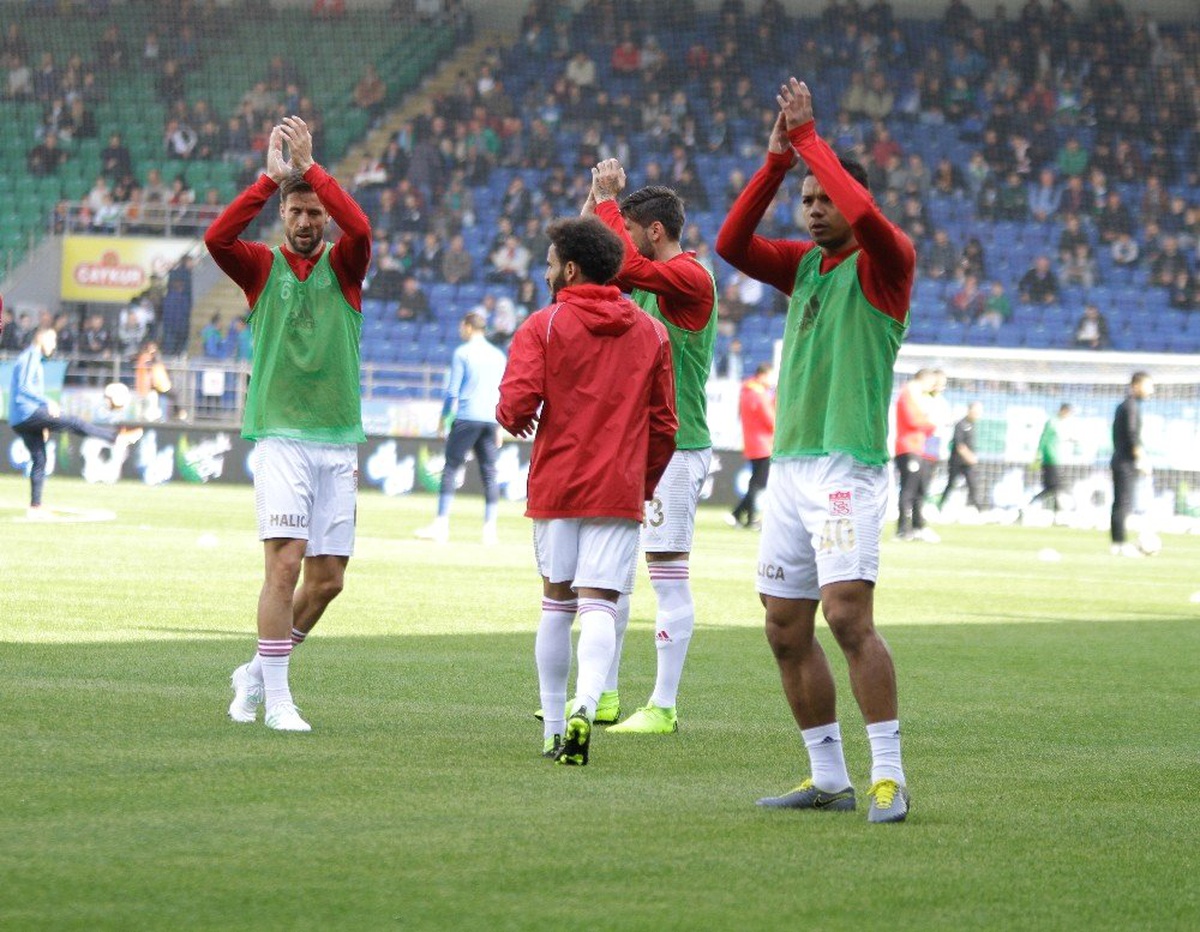 Spor Toto Süper Lig: Çaykur Rizespor: 0 - Dg Sivasspor: 0 (Maç Devam Ediyor)
