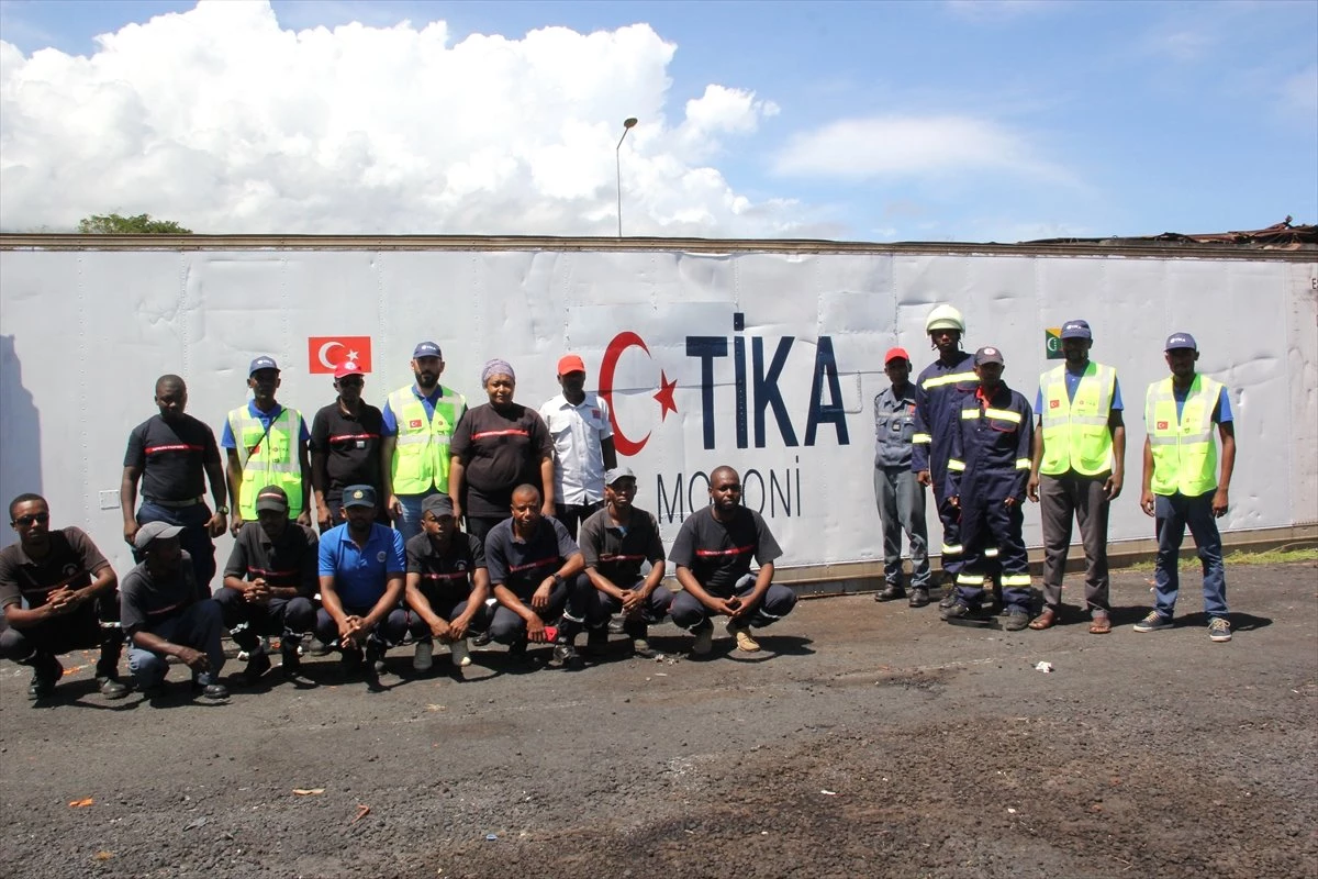 Tika\'dan Komorlar\'daki Kasırga Mağdurlarına Destek