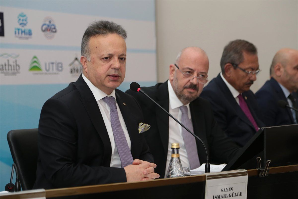 Türkiye Tekstil ve Hazırgiyim Sektör Kurulları Ortak Toplantısı (1)