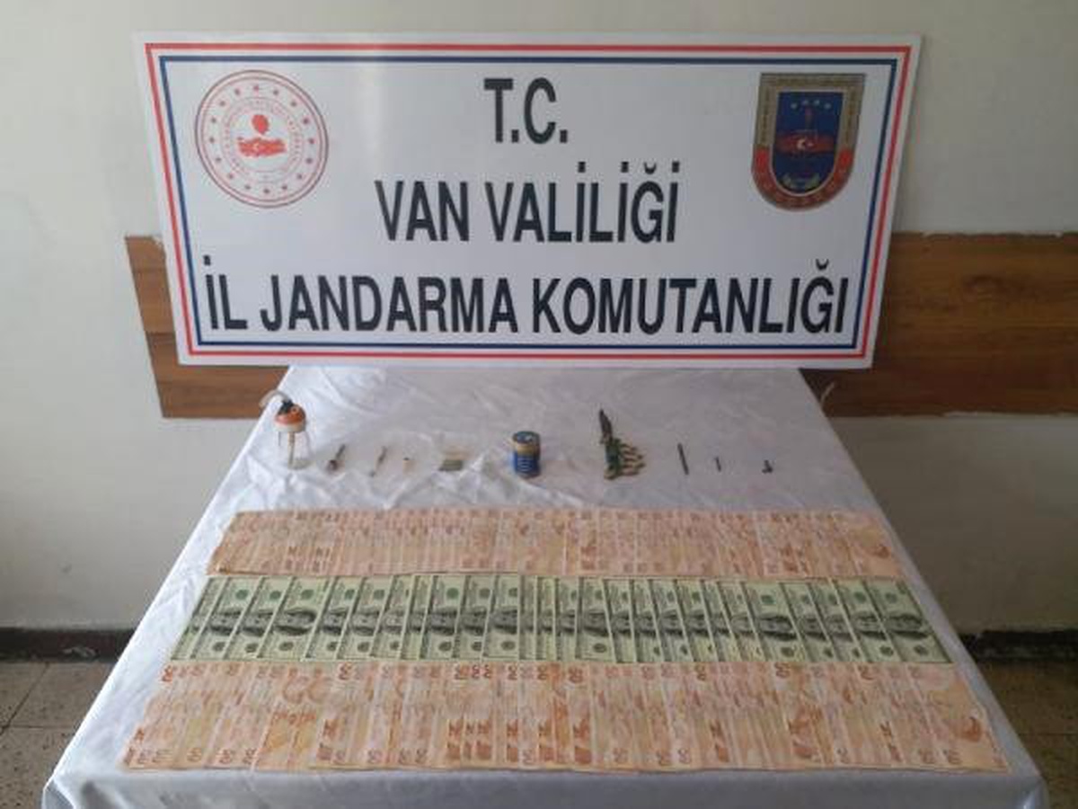 Van\'da Kırmızı Cıva ve Uyuşturucu Ele Geçirildi